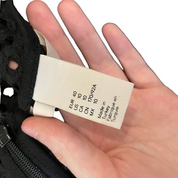 𝅺black Eyelet Lace Blouse 🌻 - Picture 4 of 5